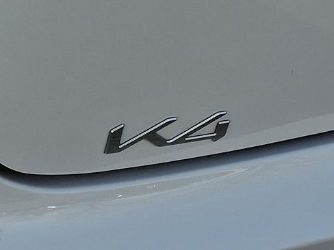 Used 2025 Kia K4 GT-Line Turbo image 35