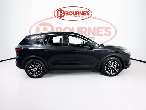 Used 2023 Ford Escape Active w/ Tech Pack #1 AWD/4WD image 11