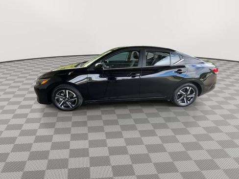 Used 2024 Nissan Sentra SV FWD image 5