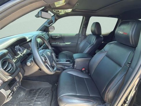 Used 2019 Toyota Tacoma TRD Pro AWD/4WD image 19