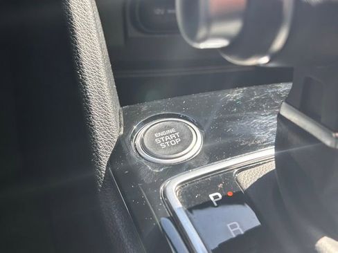 Used 2025 Kia Sportage SX image 29