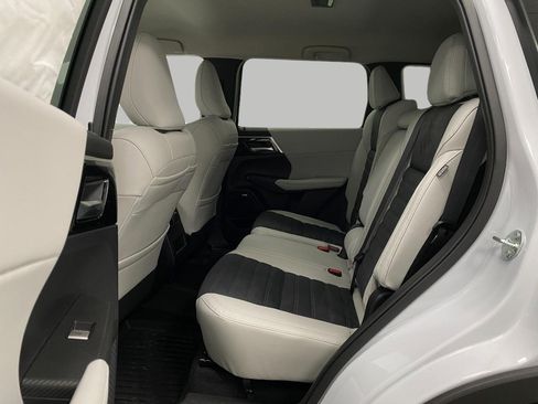New 2026 Mitsubishi Outlander SE AWD/4WD image 66