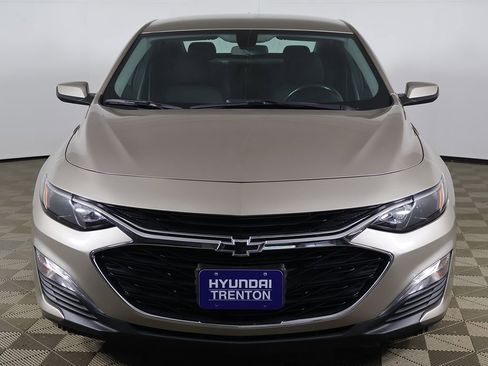 Used 2022 Chevrolet Malibu RS FWD image 9