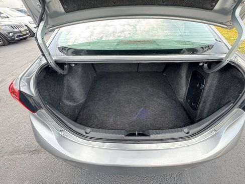 Used 2014 MAZDA MAZDA3 i Grand Touring image 14