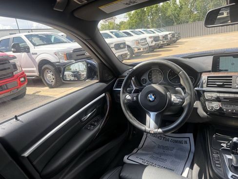 Used 2017 BMW 330e RWD image 19