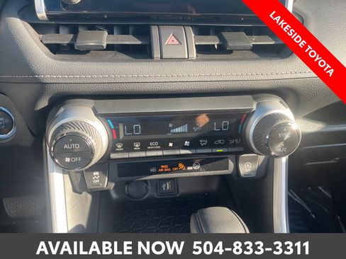 Certified 2025 Toyota RAV4 XLE FWD image 33