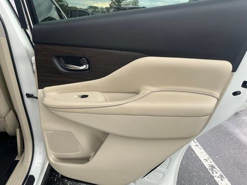 Used 2019 Nissan Murano Platinum w/ Cargo Package AWD/4WD image 25