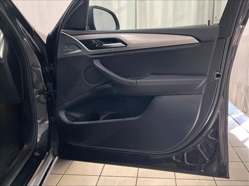 Used 2024 BMW X3 xDrive30i w/ Premium Package w/ZPA image 12