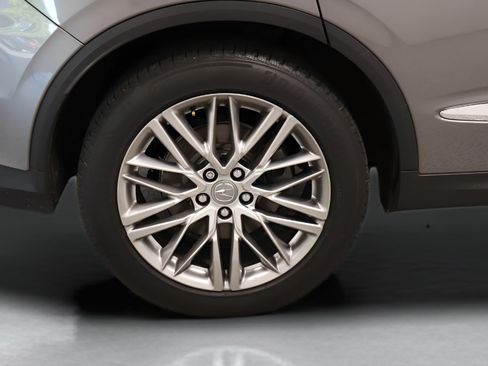 Used 2023 Acura MDX SH-AWD w/ Advance Package image 39