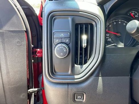 Used 2021 Chevrolet Silverado 1500 Custom RWD image 23