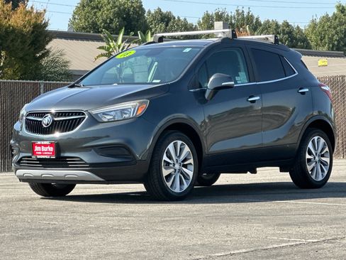 Used 2018 Buick Encore Preferred image 8