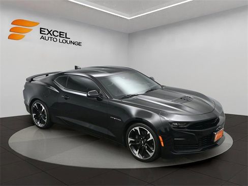 Used 2019 Chevrolet Camaro SS image 50