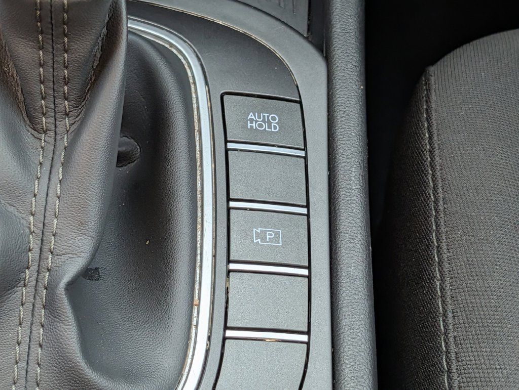 Used 2025 Hyundai Kona SEL AWD/4WD image 17