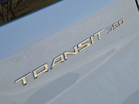 Used 2023 Ford Transit 350 XLT image 12