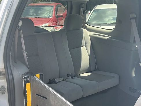 Used 2008 Chevrolet Uplander w/ Climate Package FWD image 4