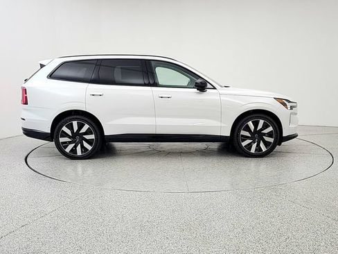 New 2026 Volvo EX90 Ultra AWD/4WD image 4