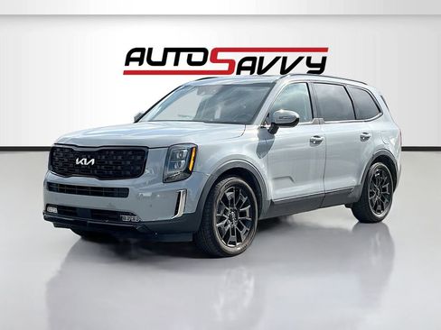 Used 2022 Kia Telluride SX w/ SX Prestige Package AWD/4WD image 3