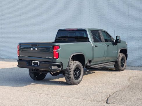 New 2026 Chevrolet Silverado 2500 ZR2 AWD/4WD image 4