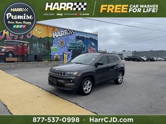 Used 2024 Jeep Compass Latitude AWD/4WD video 1