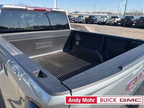 Used 2024 GMC Sierra 1500 SLE image 28