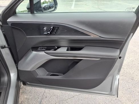 Used 2025 Cadillac Lyriq Luxury w/ LPO, Floor Liner Package AWD/4WD image 24
