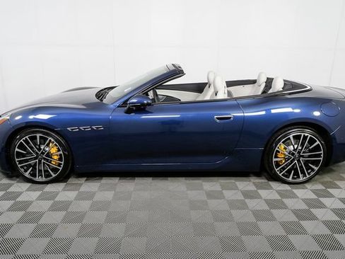 New 2026 Maserati GranCabrio Modena image 5