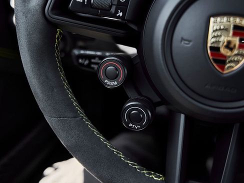 Used 2025 Porsche 911 GT3 RS w/ Weissach Package RWD image 58
