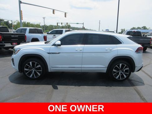 Used 2024 Volkswagen Atlas Cross Sport SEL Premium R-Line AWD/4WD image 8