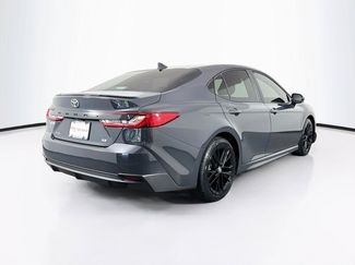 Used 2025 Toyota Camry SE w/ Convenience Package FWD video 2