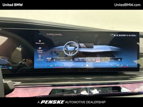 New 2026 BMW 750e xDrive w/ Premium Package image 19