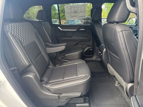 New 2026 GMC Acadia Denali w/ Super Cruise Package AWD/4WD image 14