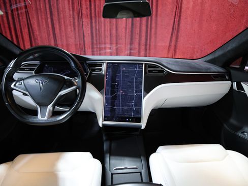 Used 2017 Tesla Model S 75 image 14