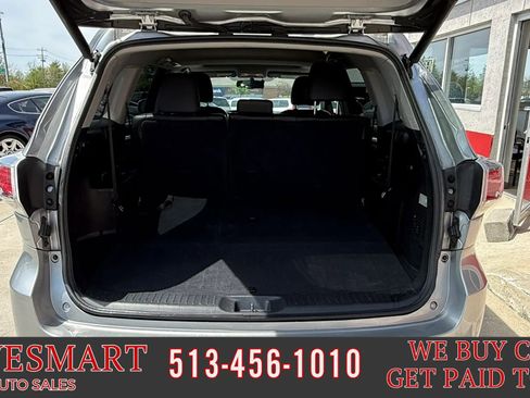 Used 2016 Toyota Highlander XLE image 23