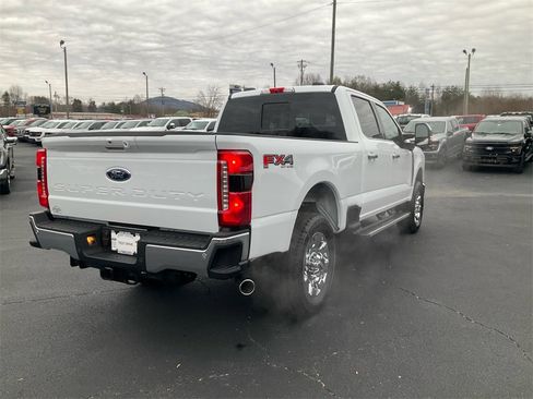 New 2026 Ford F250 Lariat w/ Chrome Package image 5