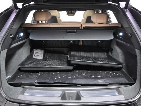 New 2025 Cadillac Lyriq Sport image 19