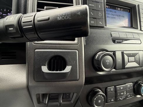 Used 2020 Ford F450 XL w/ Power Equipment Group image 37