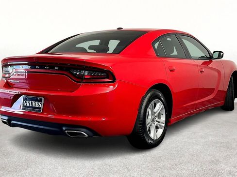 Used 2022 Dodge Charger SXT image 2