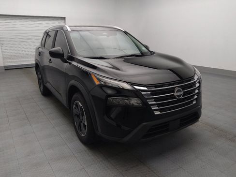 Used 2024 Nissan Rogue SV w/ SV Premium Package FWD image 13