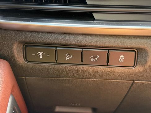 Certified 2023 Kia Telluride EX w/ EX Captain's Chair Package FWD image 29