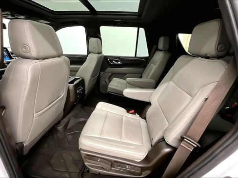 Used 2023 Chevrolet Tahoe LT w/ Luxury Package RWD image 21