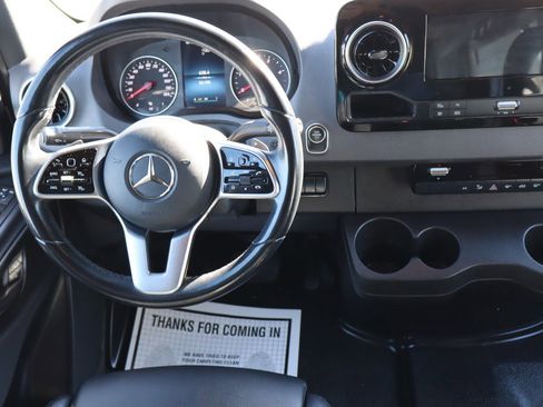 Used 2022 Mercedes-Benz Sprinter 2500 w/ Parking Package image 13