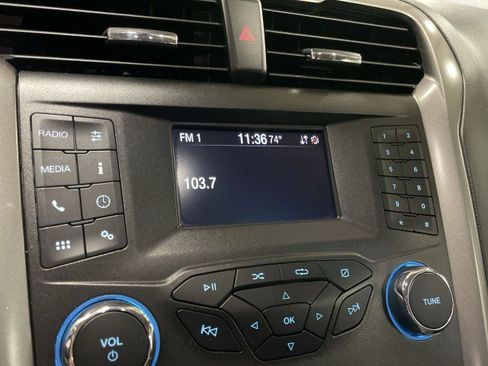 Used 2020 Ford Fusion S image 17