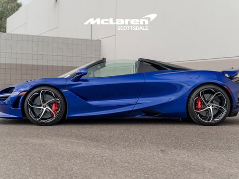 Used 2024 McLaren 750S Spider image 4