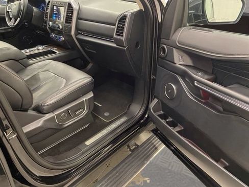Used 2019 Ford Expedition Platinum AWD/4WD image 20