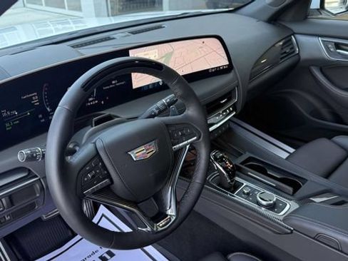 Certified 2026 Cadillac CT5 V AWD/4WD image 20