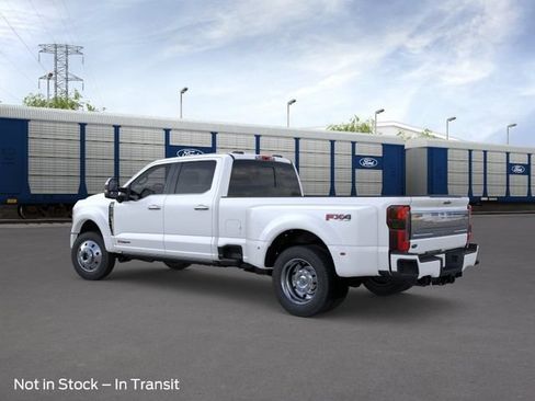 New 2026 Ford F450 4x4 Crew Cab Super Duty image 4