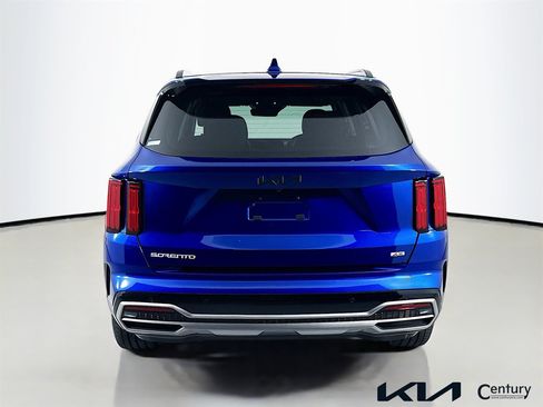 Certified 2023 Kia Sorento SX AWD/4WD image 6