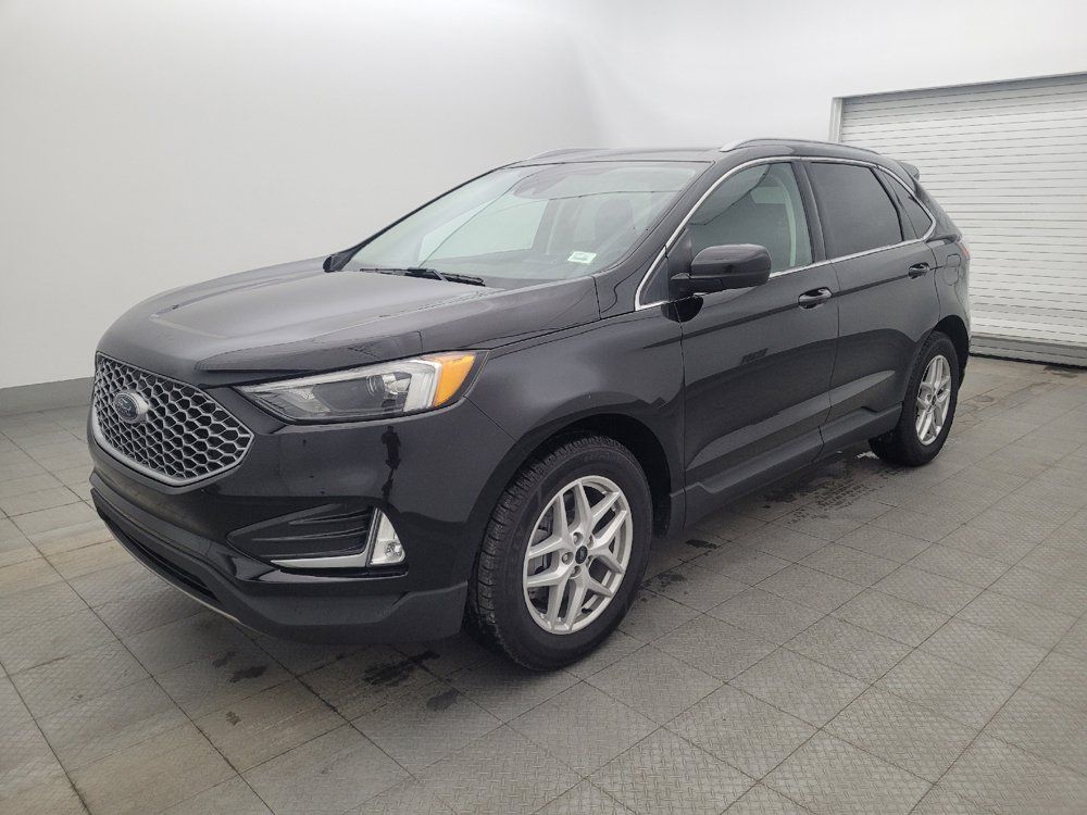Used 2024 Ford Edge SEL w/ Convenience Package AWD/4WD image 2