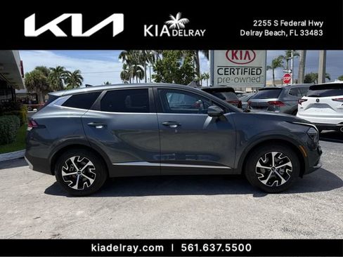Certified 2024 Kia Sportage EX FWD image 3