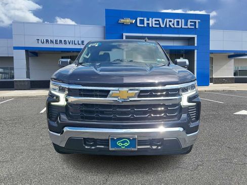 Certified 2023 Chevrolet Silverado 1500 LT AWD/4WD image 2